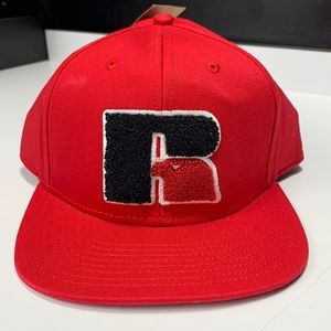 Russell Athletics Youth Red Ball Cap Fuzzy Embroidered Black ’R’ Hat SnapBack